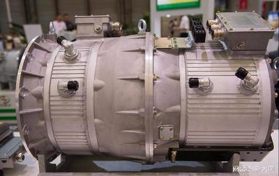 山西通用航空職業(yè)技術(shù)學(xué)院 培育航空維修新星，開啟藍(lán)色夢想新征程