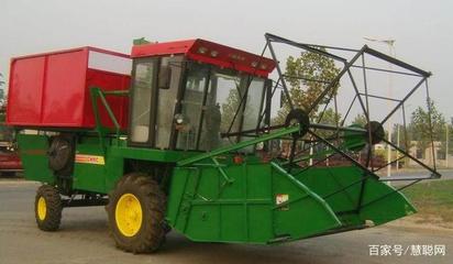 青貯戰(zhàn)場雙雄對決 中聯(lián)4QZ-2450與紐荷蘭FR9040/9060綜合對比與維修通用性分析